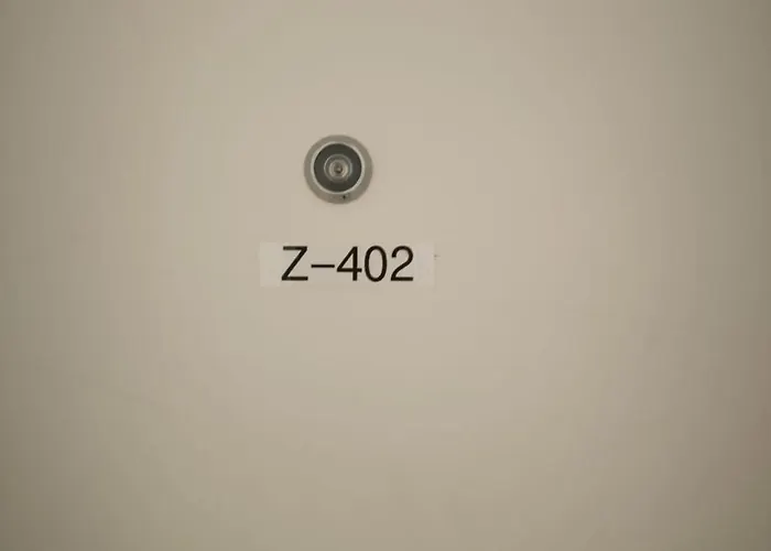 Lägenhet 3 Bedroom Duplex In Wiedikon