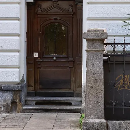 3 Bedroom Duplex In Wiedikon * Zürich