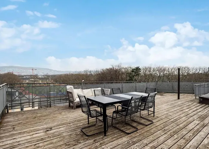 3 Bedroom Duplex In Wiedikon *